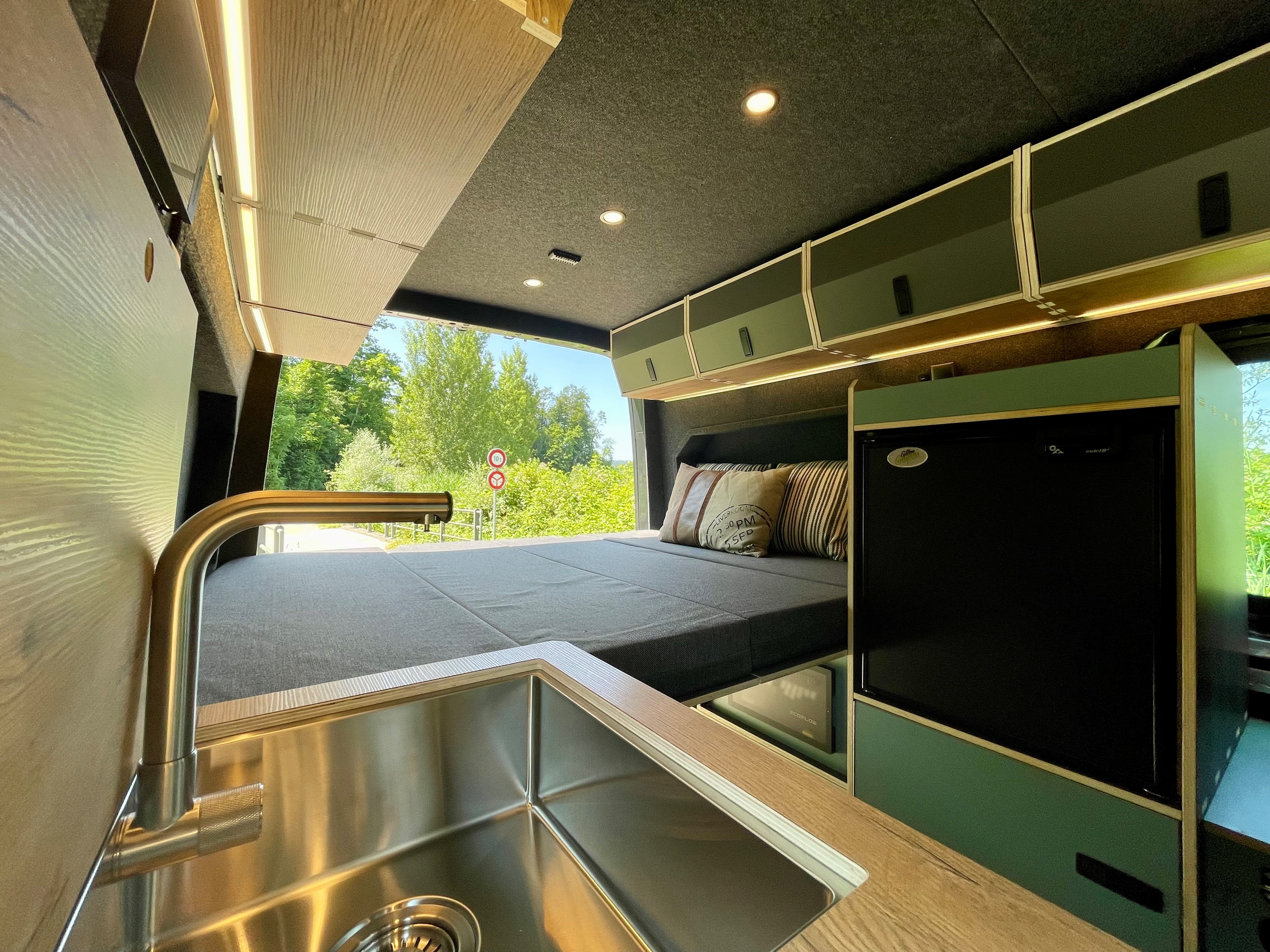 VW Crafter "tailored in grey"